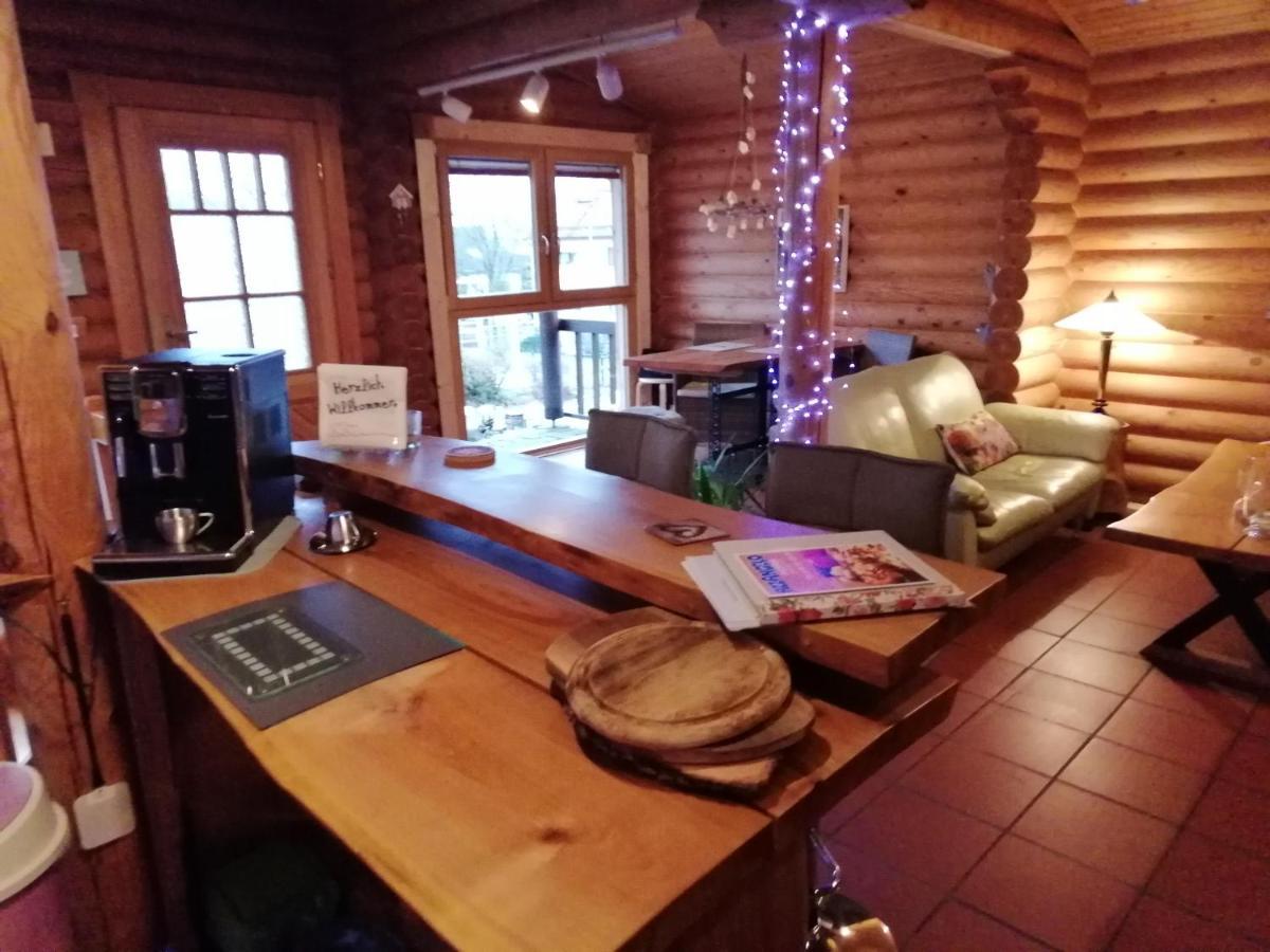 Ferienwohnung Blockhaus Juka Vinningen Exteriör bild